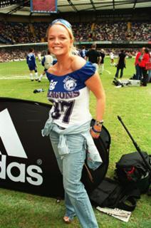 Emma Bunton feet photo thumbnail
