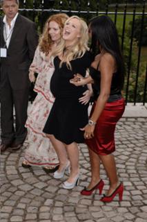 Emma Bunton feet photo thumbnail
