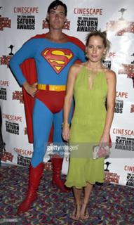 Emma Caulfield Ford feet photo thumbnail