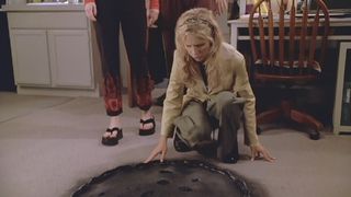 Emma Caulfield Ford feet photo thumbnail