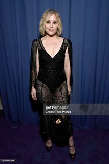 Emma Caulfield Ford feet photo thumbnail