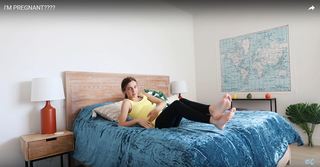 Emma Chamberlain feet photo thumbnail