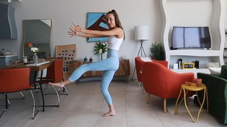 Emma Chamberlain feet photo thumbnail