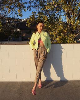 Emma Chamberlain feet photo thumbnail