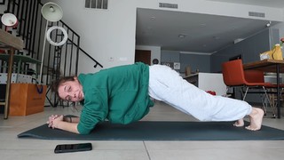 Emma Chamberlain feet photo thumbnail
