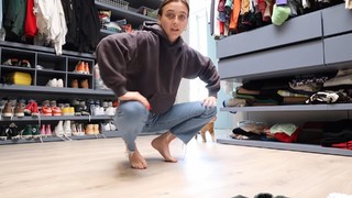 Emma Chamberlain feet photo thumbnail