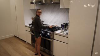 Emma Chamberlain feet photo thumbnail