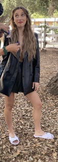Emma Chamberlain feet photo thumbnail