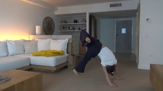 Emma Chamberlain feet photo thumbnail
