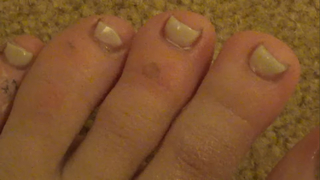 Emma Chamberlain feet photo thumbnail