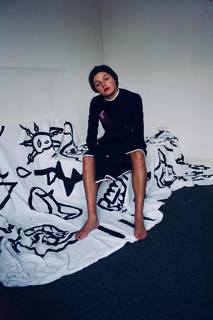 Emma Corrin feet photo thumbnail