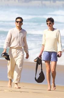 Emma Corrin feet photo thumbnail