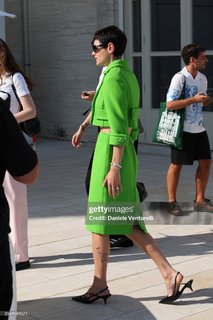 Emma Corrin feet photo thumbnail