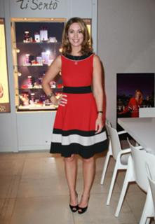 Emma Crosby feet photo 1