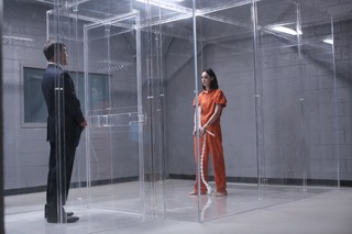 Emma Dumont feet photo thumbnail