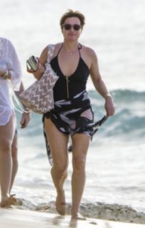 Emma Forbes feet photo 14