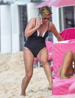 Emma Forbes feet photo 8