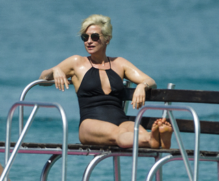 Emma Forbes feet photo 4