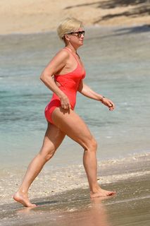 Emma Forbes feet photo 13