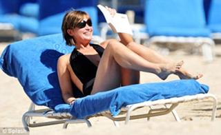 Emma Forbes feet photo 19