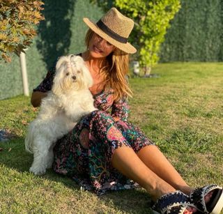 Emma García feet photo 2