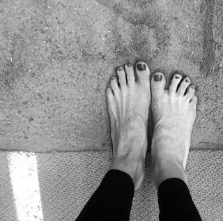 Emma Green feet photo 4