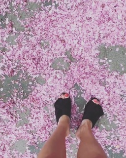 Emma Green feet photo 9