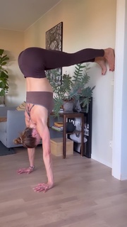 Emma Green feet photo 6