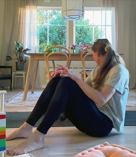 Emma Green feet photo 2
