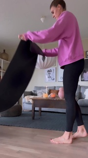 Emma Green feet photo 5