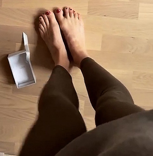 Emma Green feet photo 14