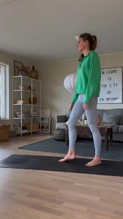 Emma Green feet photo 9