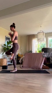 Emma Green feet photo 2