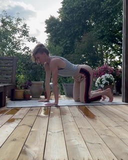 Emma Green feet photo 2