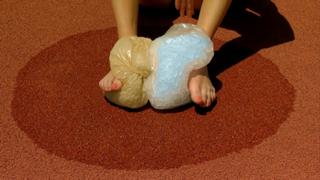 Emma Green feet photo 9