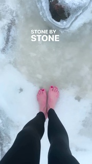 Emma Green feet photo 3