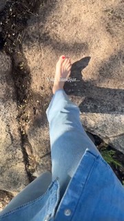 Emma Green feet photo 4