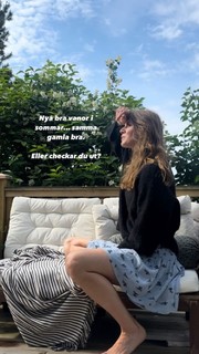Emma Green feet photo 3