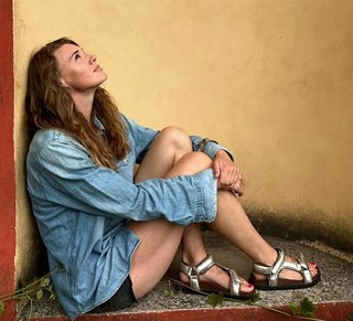 Emma Green feet photo 10