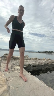 Emma Green feet photo 2