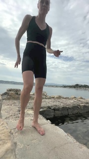 Emma Green feet photo 1