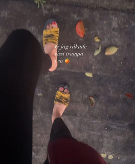 Emma Green feet photo 5