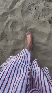 Emma Green feet photo 14
