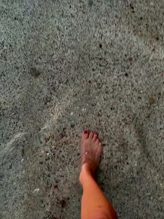 Emma Green feet photo 14