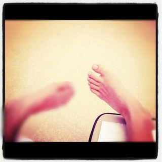Emma Greenwell feet photo 2