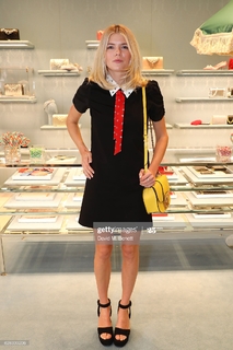 Emma Greenwell feet photo 5