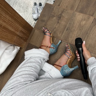 Emma Heesters feet photo 8