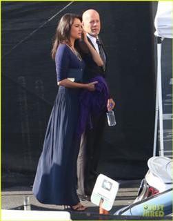 Emma Heming Willis feet photo thumbnail