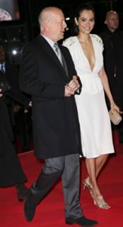 Emma Heming Willis feet photo thumbnail