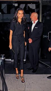 Emma Heming Willis feet photo thumbnail